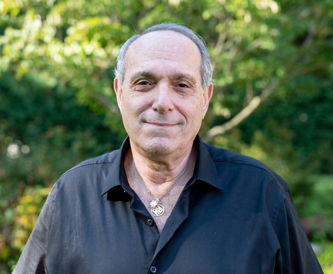 Dr. Gil Weiner Dr. Gil Weiner
